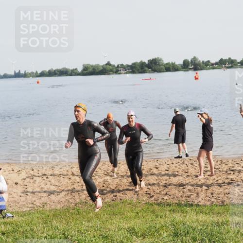 21.06.2025 - 27. Vierlanden-Triathlon MichiJ http://msf.ph/oto/7981233 15.06.2026 09:02:43 Schwimmen 200, 210, 223, 246 meine-sportfotos.de