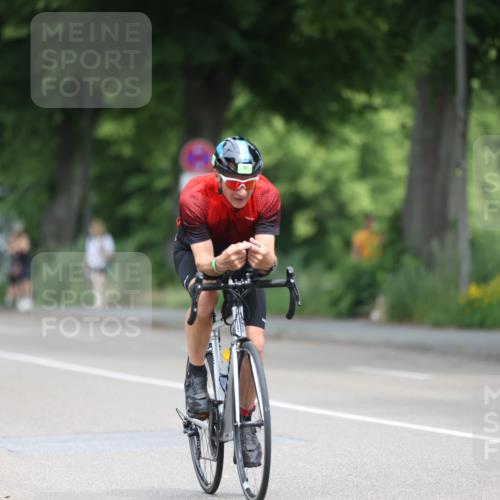 15.06.2025 - 7 Türme Triathlon Yannick Fuchs http://msf.ph/oto/7981234 15.06.2025 11:24:49 Radfahren  meine-sportfotos.de