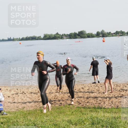 21.06.2025 - 27. Vierlanden-Triathlon MichiJ http://msf.ph/oto/7981247 15.06.2026 09:02:43 Schwimmen 200, 210, 223, 246 meine-sportfotos.de