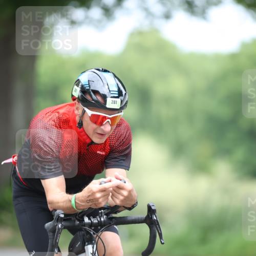 15.06.2025 - 7 Türme Triathlon Yannick Fuchs http://msf.ph/oto/7981256 15.06.2025 11:24:50 Radfahren  meine-sportfotos.de