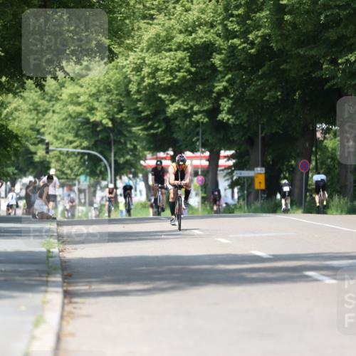 15.06.2025 - 7 Türme Triathlon Yannick Fuchs http://msf.ph/oto/7981259 15.06.2025 12:49:30 Radfahren 247, 366, 397, 638, 671 meine-sportfotos.de
