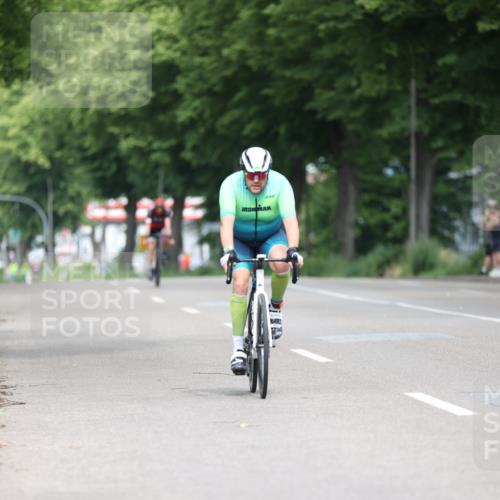 15.06.2025 - 7 Türme Triathlon Yannick Fuchs http://msf.ph/oto/7981270 15.06.2025 11:25:00 Radfahren  meine-sportfotos.de