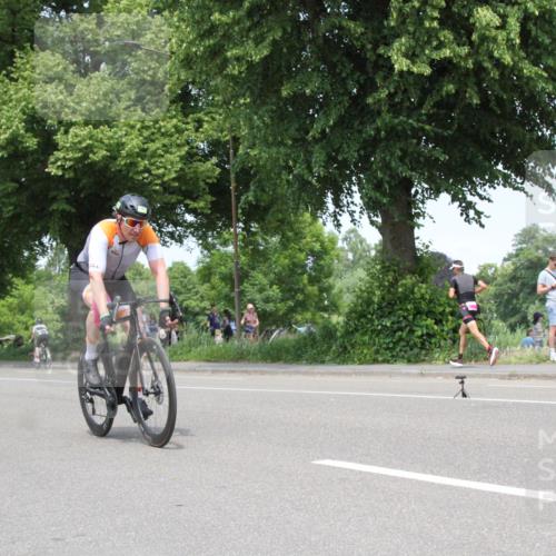 15.06.2025 - 7 Türme Triathlon Yannick Fuchs http://msf.ph/oto/7981284 15.06.2025 13:28:38 Radfahren  meine-sportfotos.de