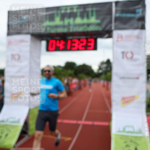 15.06.2025 - 7 Türme Triathlon Michael Strokosch http://msf.ph/oto/7981301 15.06.2025 14:13:23 Ziel 545, 597 meine-sportfotos.de