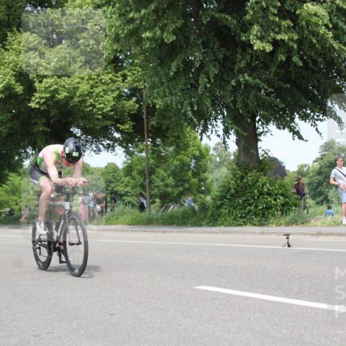 15.06.2025 - 7 Türme Triathlon Yannick Fuchs http://msf.ph/oto/7981312 15.06.2025 13:28:47 Radfahren  meine-sportfotos.de