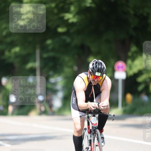 15.06.2025 - 7 Türme Triathlon Yannick Fuchs http://msf.ph/oto/7981348 15.06.2025 12:49:33 Radfahren 261, 366, 397, 638, 671 meine-sportfotos.de