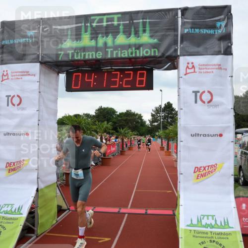 15.06.2025 - 7 Türme Triathlon Michael Strokosch http://msf.ph/oto/7981353 15.06.2025 14:13:28 Ziel 422, 545, 597 meine-sportfotos.de