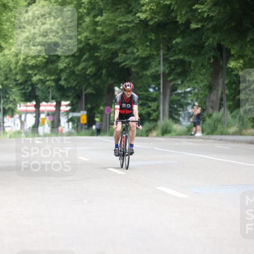 15.06.2025 - 7 Türme Triathlon Yannick Fuchs http://msf.ph/oto/7981354 15.06.2025 11:25:04 Radfahren  meine-sportfotos.de