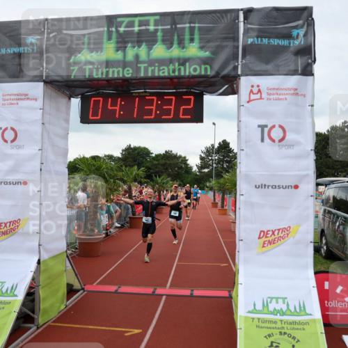 15.06.2025 - 7 Türme Triathlon Michael Strokosch http://msf.ph/oto/7981386 15.06.2025 14:13:32 Ziel 422, 597, 638, 798 meine-sportfotos.de