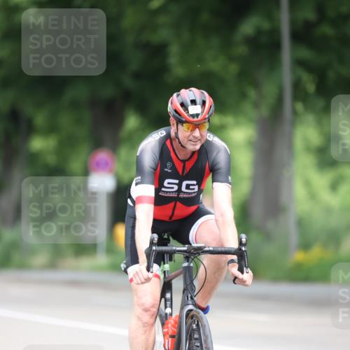 15.06.2025 - 7 Türme Triathlon Yannick Fuchs http://msf.ph/oto/7981432 15.06.2025 11:25:06 Radfahren  meine-sportfotos.de