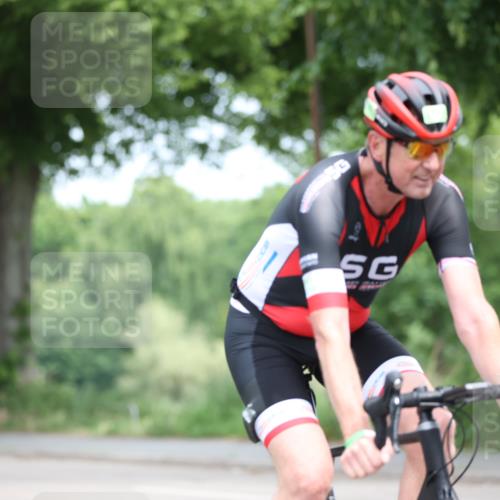 15.06.2025 - 7 Türme Triathlon Yannick Fuchs http://msf.ph/oto/7981470 15.06.2025 11:25:07 Radfahren  meine-sportfotos.de