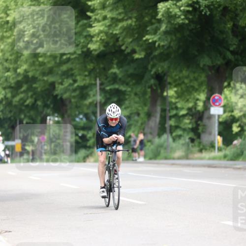 15.06.2025 - 7 Türme Triathlon Yannick Fuchs http://msf.ph/oto/7981517 15.06.2025 11:25:38 Radfahren 218 meine-sportfotos.de