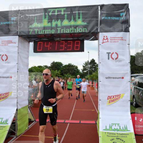 15.06.2025 - 7 Türme Triathlon Michael Strokosch http://msf.ph/oto/7981529 15.06.2025 14:13:37 Ziel 422, 591, 638, 798, 948 meine-sportfotos.de