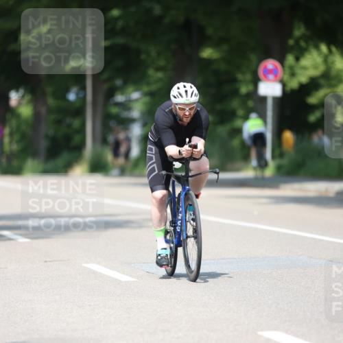 15.06.2025 - 7 Türme Triathlon Yannick Fuchs http://msf.ph/oto/7981553 15.06.2025 12:49:52 Radfahren 260, 466, 498, 677 meine-sportfotos.de