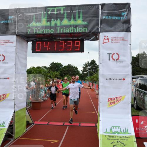 15.06.2025 - 7 Türme Triathlon Michael Strokosch http://msf.ph/oto/7981561 15.06.2025 14:13:39 Ziel 422, 591, 638, 798, 948 meine-sportfotos.de