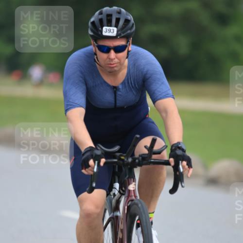 15.06.2025 - 27. Vierlanden-Triathlon H.Heesch http://msf.ph/oto/7981571 15.06.2025 10:48:19 Radfahren 22, 34, 93, 139, 393, 422 meine-sportfotos.de