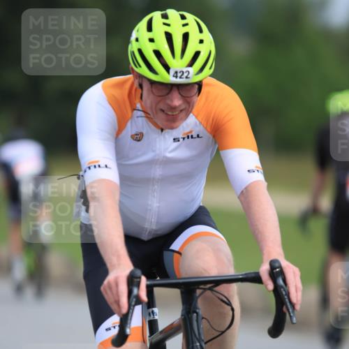 15.06.2025 - 27. Vierlanden-Triathlon H.Heesch http://msf.ph/oto/7981595 15.06.2025 10:48:24 Radfahren 14, 34, 139, 422 meine-sportfotos.de