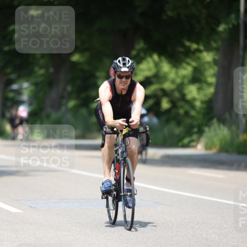 15.06.2025 - 7 Türme Triathlon Yannick Fuchs http://msf.ph/oto/7981660 15.06.2025 12:49:57 Radfahren 498 meine-sportfotos.de