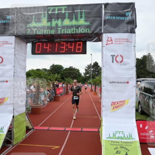 15.06.2025 - 7 Türme Triathlon Michael Strokosch http://msf.ph/oto/7981696 15.06.2025 14:13:48 Ziel 674 meine-sportfotos.de