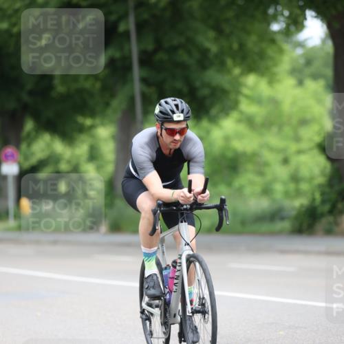 15.06.2025 - 7 Türme Triathlon Yannick Fuchs http://msf.ph/oto/7981707 15.06.2025 11:26:17 Radfahren 228, 258, 336 meine-sportfotos.de