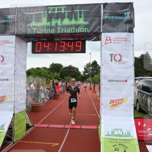 15.06.2025 - 7 Türme Triathlon Michael Strokosch http://msf.ph/oto/7981713 15.06.2025 14:13:48 Ziel 674 meine-sportfotos.de