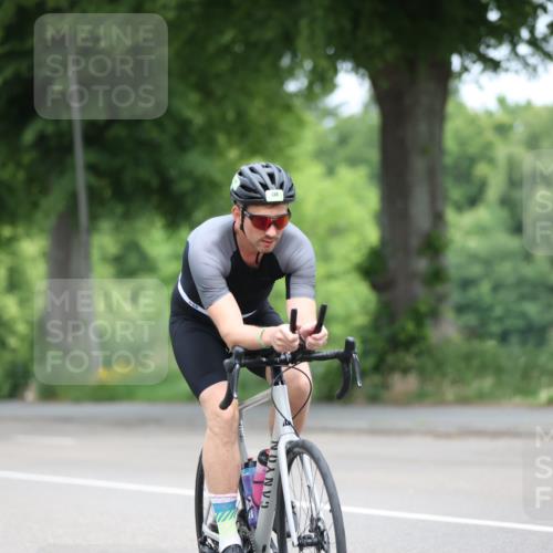 15.06.2025 - 7 Türme Triathlon Yannick Fuchs http://msf.ph/oto/7981718 15.06.2025 11:26:17 Radfahren 228, 258, 336 meine-sportfotos.de