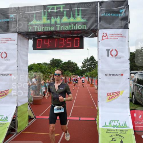 15.06.2025 - 7 Türme Triathlon Michael Strokosch http://msf.ph/oto/7981753 15.06.2025 14:13:49 Ziel 674, 749 meine-sportfotos.de