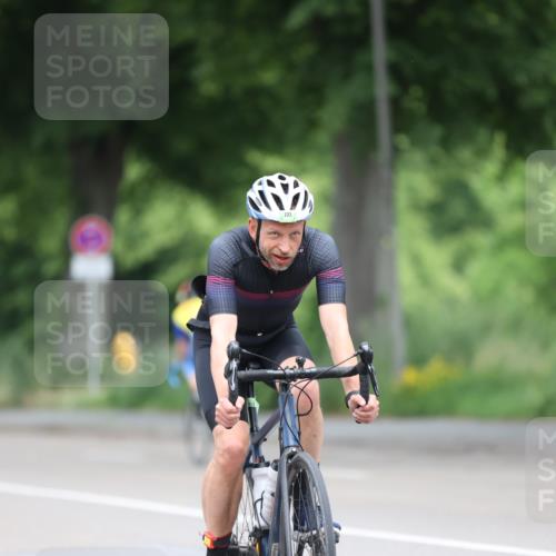 15.06.2025 - 7 Türme Triathlon Yannick Fuchs http://msf.ph/oto/7981835 15.06.2025 11:26:30 Radfahren 223, 281 meine-sportfotos.de