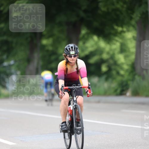 15.06.2025 - 7 Türme Triathlon Yannick Fuchs http://msf.ph/oto/7981862 15.06.2025 11:26:31 Radfahren 213, 223 meine-sportfotos.de