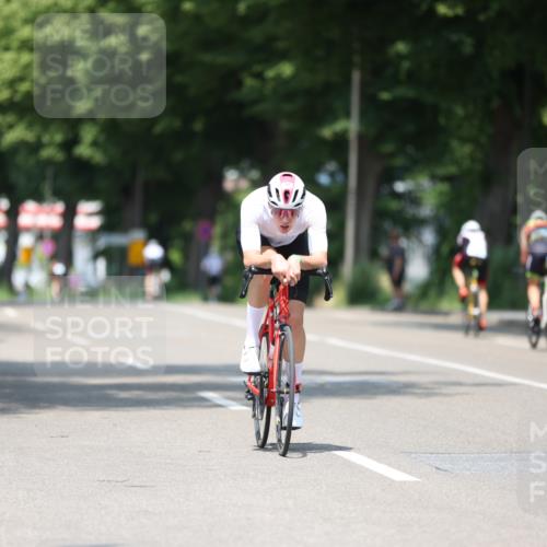 15.06.2025 - 7 Türme Triathlon Yannick Fuchs http://msf.ph/oto/7981917 15.06.2025 12:50:29 Radfahren 537, 541 meine-sportfotos.de