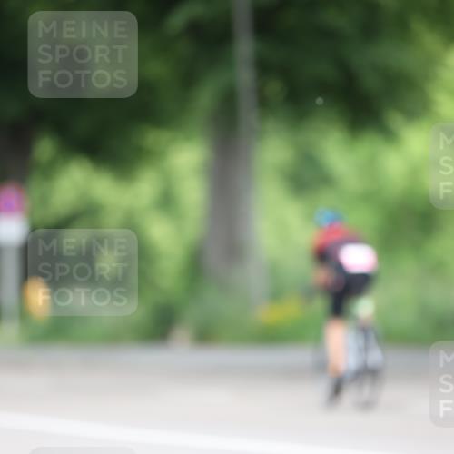 15.06.2025 - 7 Türme Triathlon Yannick Fuchs http://msf.ph/oto/7981919 15.06.2025 11:26:32 Radfahren 213, 223 meine-sportfotos.de