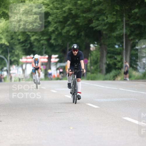 15.06.2025 - 7 Türme Triathlon Yannick Fuchs http://msf.ph/oto/7981932 15.06.2025 11:26:45 Radfahren 212, 326 meine-sportfotos.de
