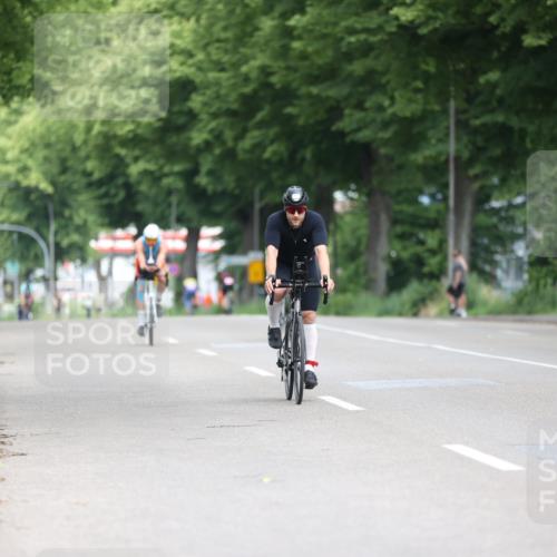 15.06.2025 - 7 Türme Triathlon Yannick Fuchs http://msf.ph/oto/7981941 15.06.2025 11:26:45 Radfahren 212, 326 meine-sportfotos.de