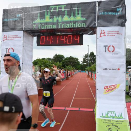 15.06.2025 - 7 Türme Triathlon Michael Strokosch http://msf.ph/oto/7981980 15.06.2025 14:14:03 Ziel 445, 712, 1078 meine-sportfotos.de