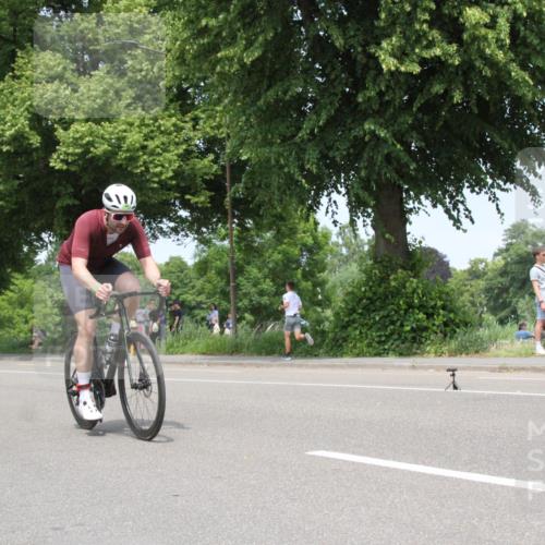 15.06.2025 - 7 Türme Triathlon Yannick Fuchs http://msf.ph/oto/7982047 15.06.2025 13:30:57 Radfahren  meine-sportfotos.de