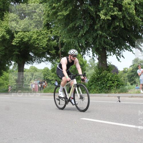 15.06.2025 - 7 Türme Triathlon Yannick Fuchs http://msf.ph/oto/7982056 15.06.2025 13:31:12 Radfahren  meine-sportfotos.de