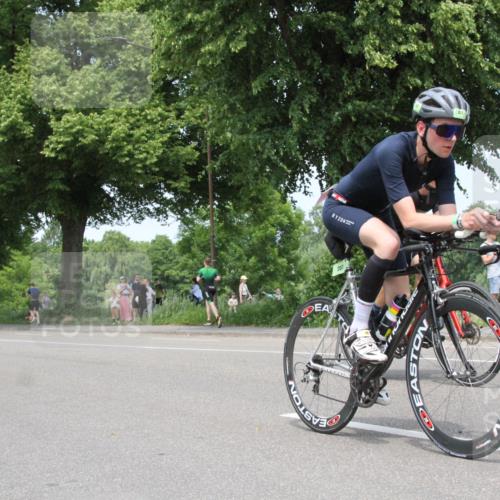 15.06.2025 - 7 Türme Triathlon Yannick Fuchs http://msf.ph/oto/7982096 15.06.2025 13:31:21 Radfahren  meine-sportfotos.de