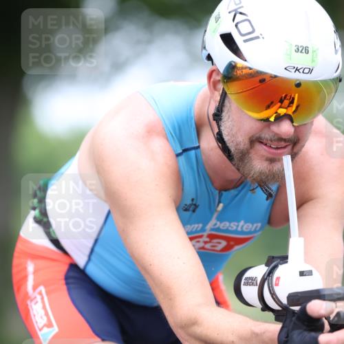 15.06.2025 - 7 Türme Triathlon Yannick Fuchs http://msf.ph/oto/7982114 15.06.2025 11:26:50 Radfahren 212, 326 meine-sportfotos.de