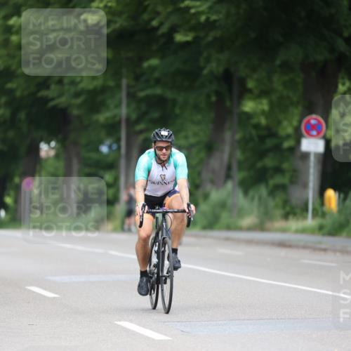 15.06.2025 - 7 Türme Triathlon Yannick Fuchs http://msf.ph/oto/7982128 15.06.2025 11:26:59 Radfahren  meine-sportfotos.de