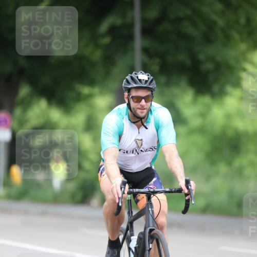 15.06.2025 - 7 Türme Triathlon Yannick Fuchs http://msf.ph/oto/7982159 15.06.2025 11:27:01 Radfahren  meine-sportfotos.de