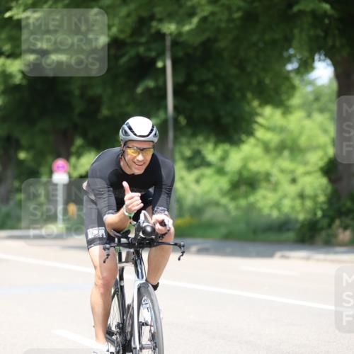 15.06.2025 - 7 Türme Triathlon Yannick Fuchs http://msf.ph/oto/7982164 15.06.2025 12:50:45 Radfahren 293, 396, 451, 678 meine-sportfotos.de