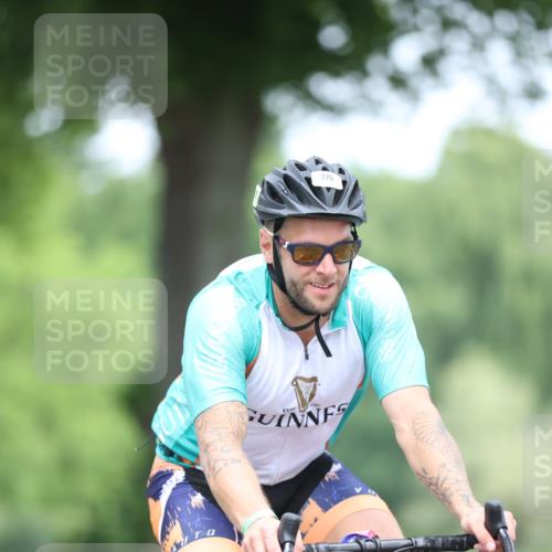 15.06.2025 - 7 Türme Triathlon Yannick Fuchs http://msf.ph/oto/7982191 15.06.2025 11:27:01 Radfahren  meine-sportfotos.de