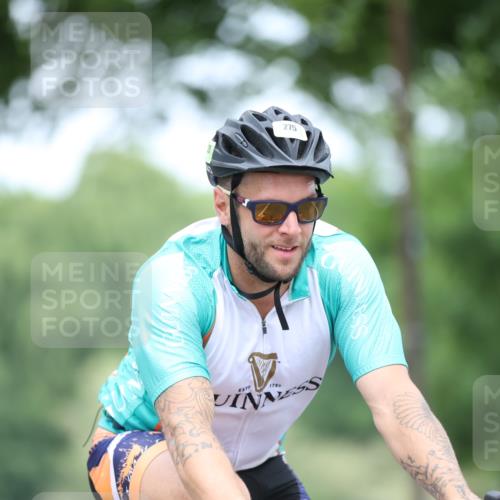 15.06.2025 - 7 Türme Triathlon Yannick Fuchs http://msf.ph/oto/7982202 15.06.2025 11:27:01 Radfahren  meine-sportfotos.de