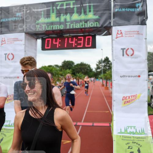 15.06.2025 - 7 Türme Triathlon Michael Strokosch http://msf.ph/oto/7982216 15.06.2025 14:14:30 Ziel 387, 560, 656, 758, 771, 813, 957 meine-sportfotos.de