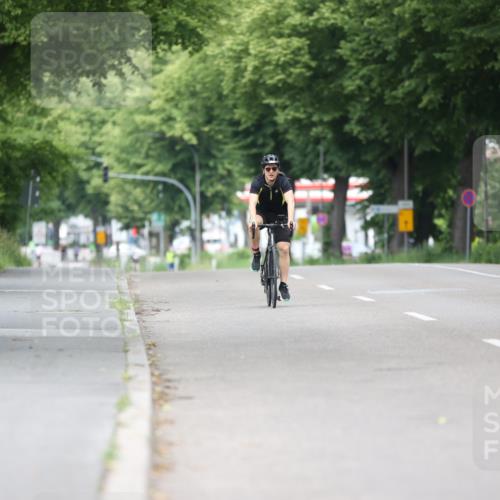 15.06.2025 - 7 Türme Triathlon Yannick Fuchs http://msf.ph/oto/7982235 15.06.2025 11:27:54 Radfahren 228, 234, 294 meine-sportfotos.de