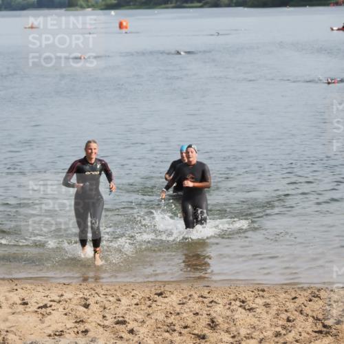 21.06.2025 - 27. Vierlanden-Triathlon MichiJ http://msf.ph/oto/7982236 15.06.2026 09:05:13 Schwimmen 205, 209, 221, 222 meine-sportfotos.de