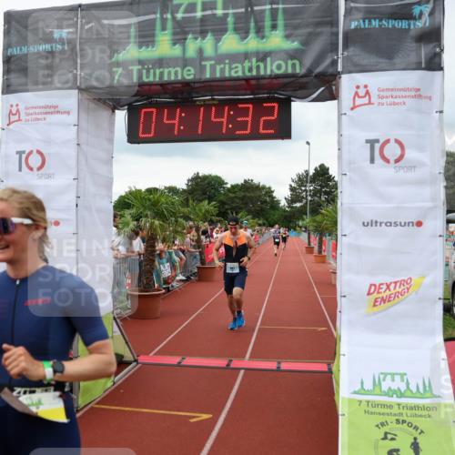 15.06.2025 - 7 Türme Triathlon Michael Strokosch http://msf.ph/oto/7982242 15.06.2025 14:14:32 Ziel 387, 560, 656, 669, 758, 771, 813, 957 meine-sportfotos.de