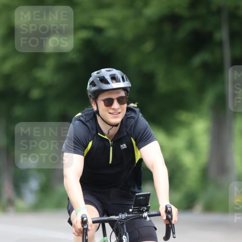 15.06.2025 - 7 Türme Triathlon Yannick Fuchs http://msf.ph/oto/7982273 15.06.2025 11:27:58 Radfahren 228, 234, 294 meine-sportfotos.de
