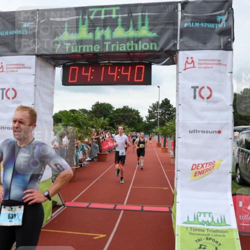 15.06.2025 - 7 Türme Triathlon Michael Strokosch http://msf.ph/oto/7982320 15.06.2025 14:14:40 Ziel 372, 387, 411, 631, 669, 934, 1010 meine-sportfotos.de