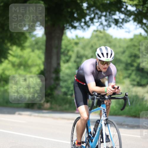 15.06.2025 - 7 Türme Triathlon Yannick Fuchs http://msf.ph/oto/7982354 15.06.2025 12:50:56 Radfahren 208, 225, 308, 435, 610, 616 meine-sportfotos.de